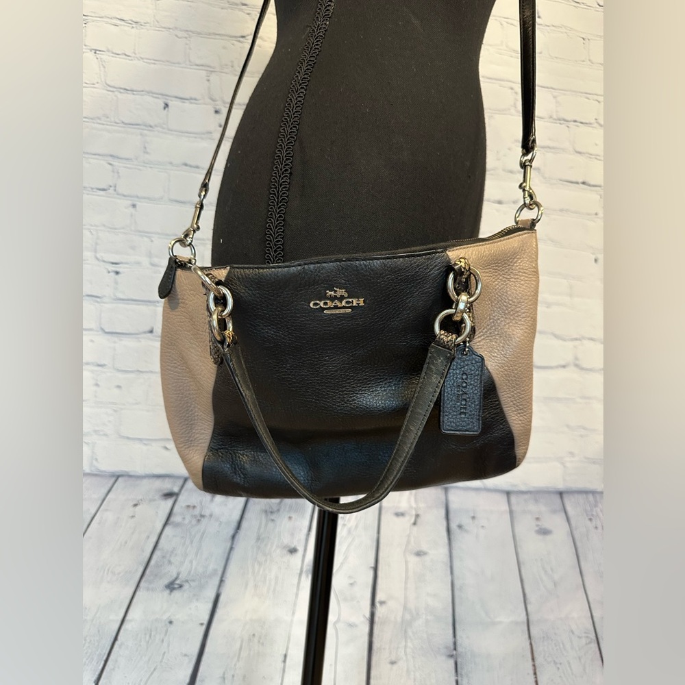 Coach Kelsey Black & Taupe Pebble Leather Zip Reptile Shoulder Bag Satchel